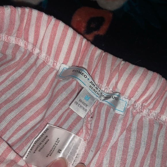 White & pink striped  Romeo & Juliet beach tassel boxer shirt tassel $88 spring - Picture 4 of 4